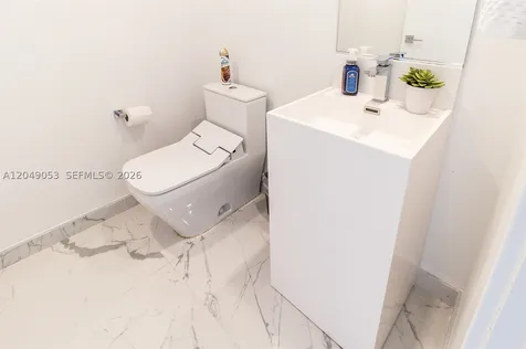 17375 Collins Avenue Sunny Isles Beach FL 33160