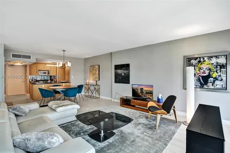 10275 Collins Avenue Bal Harbour FL 33154