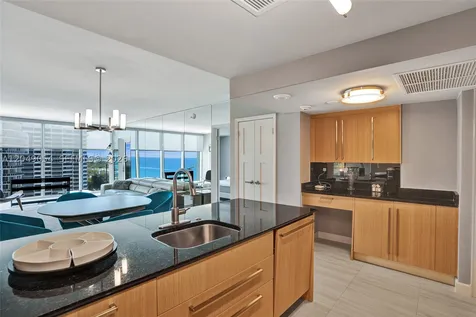 10275 Collins Avenue Bal Harbour FL 33154