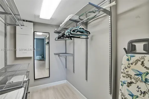 10275 Collins Avenue Bal Harbour FL 33154