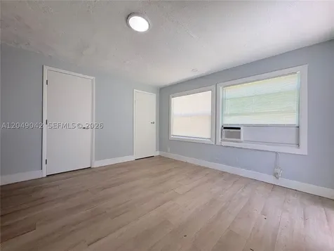 1825 Mckinley Street Hollywood FL 33020
