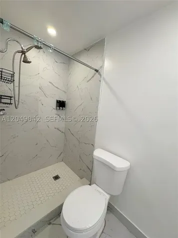 1825 Mckinley Street Hollywood FL 33020