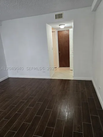 3690 Inverrary Drive Lauderhill FL 33319