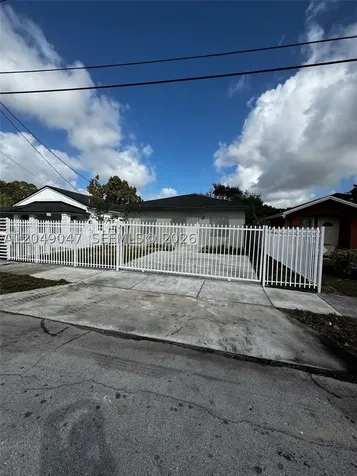 1717 NW 70th Street Miami FL 33147