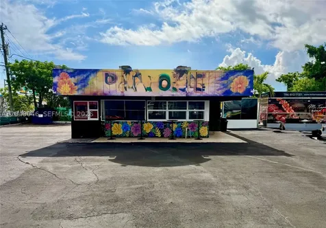 2899 NW 7th Avenue Miami FL 33127