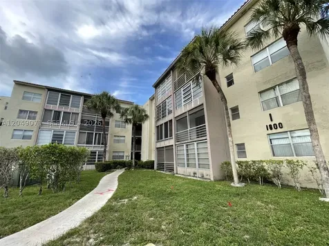 1800 SW 81st Avenue North Lauderdale FL 33068