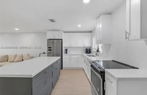 329 W 18th Street Hialeah FL 33010