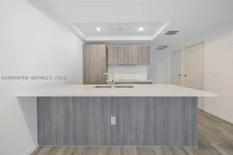 801 S Miami Avenue Miami FL 33130