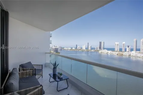 2600 Island Boulevard Aventura FL 33160