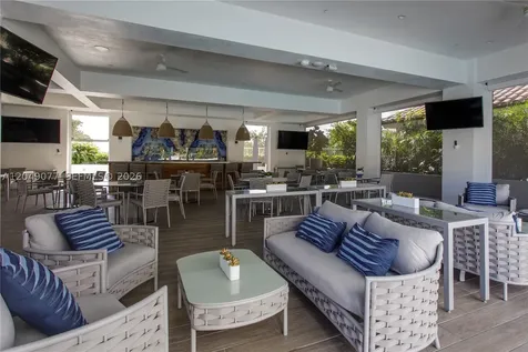 2600 Island Boulevard Aventura FL 33160