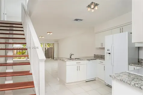 15389 S Dixie Hwy 25 Highway Palmetto Bay FL 33157