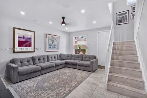 913 NW 135th Avenue Pembroke Pines FL 33028