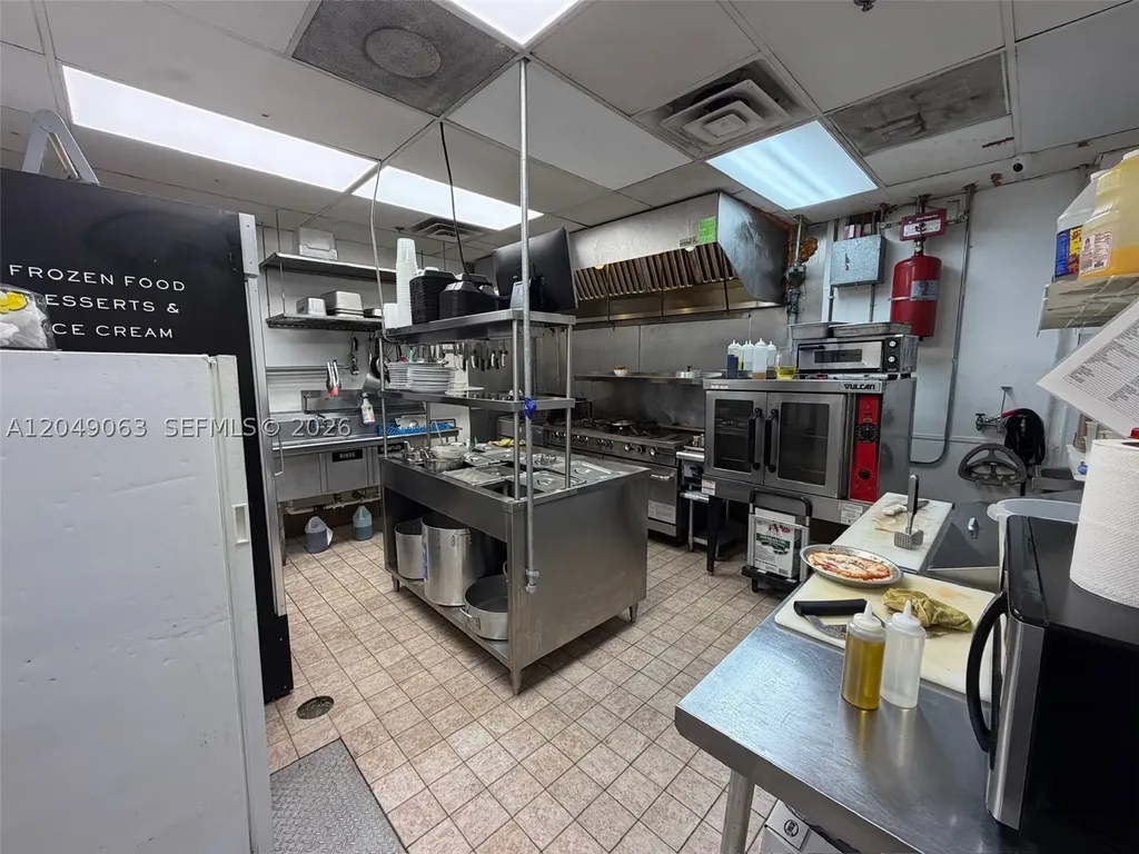 Restaurant Space NW For Lease Miami FL 33122