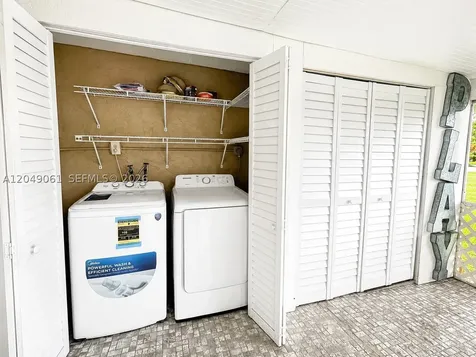 3741 NW 95th Terrace Sunrise FL 33351