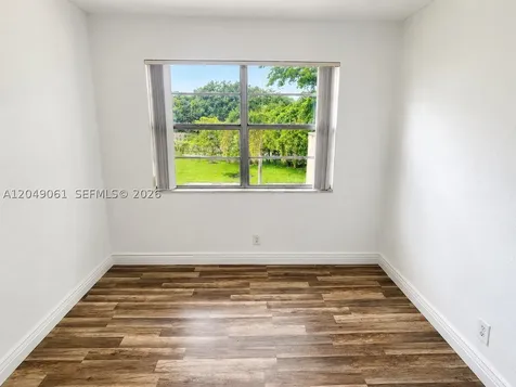 3741 NW 95th Terrace Sunrise FL 33351