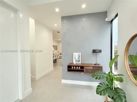 8871 SW 28th Street Miami FL 33165