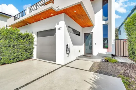 8871 SW 28th Street Miami FL 33165
