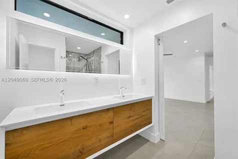 8871 SW 28th Street Miami FL 33165