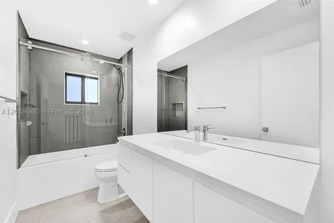 8871 SW 28th Street Miami FL 33165