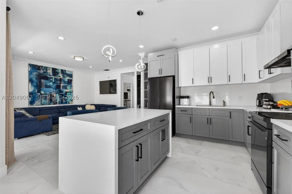 18498 E Covington Trace Boca Raton FL 33498
