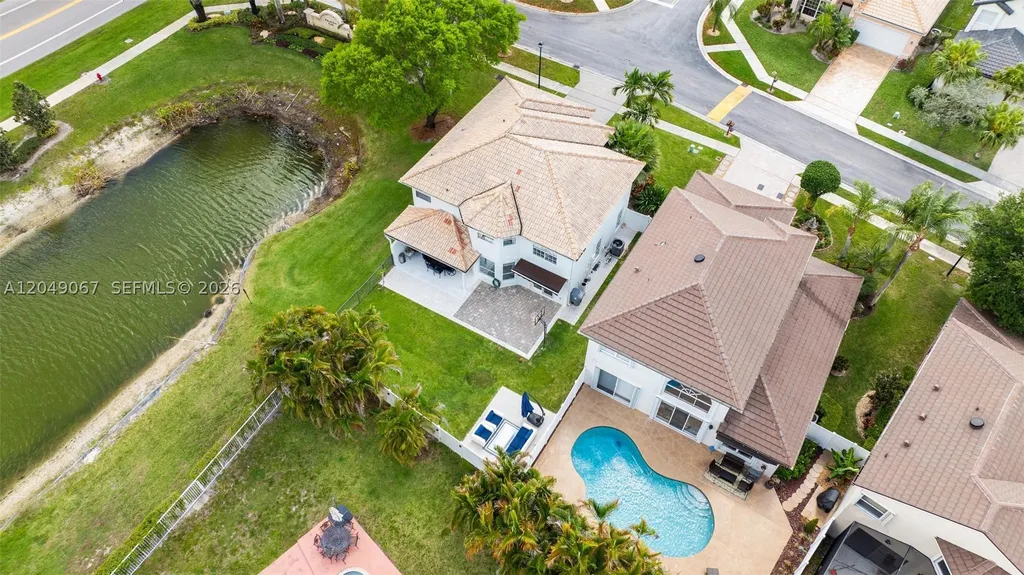 18498 E Covington Trace Boca Raton FL 33498