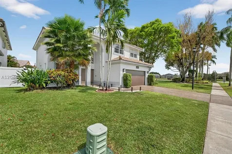 18498 E Covington Trace Boca Raton FL 33498