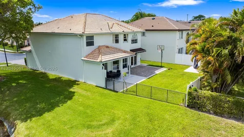 18498 E Covington Trace Boca Raton FL 33498