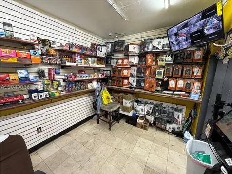 4980 NW 22nd Avenue Miami FL 33142