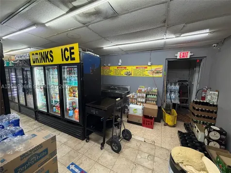 4980 NW 22nd Avenue Miami FL 33142