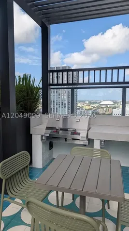 11 NE 6th Street Miami FL 33132