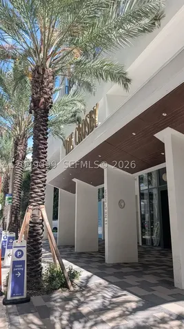 11 NE 6th Street Miami FL 33132
