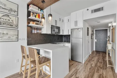 555 NE 15th Street Miami FL 33132