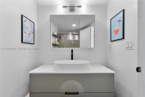 555 NE 15th Street Miami FL 33132