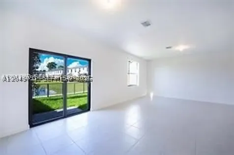 4941 Peacock Way Dania Beach FL 33312