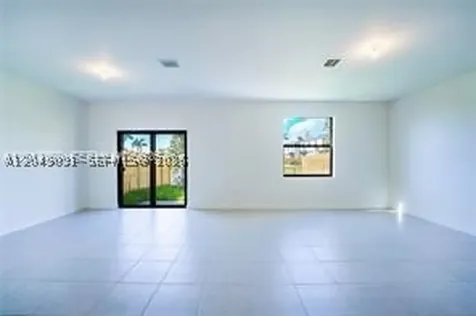 4941 Peacock Way Dania Beach FL 33312