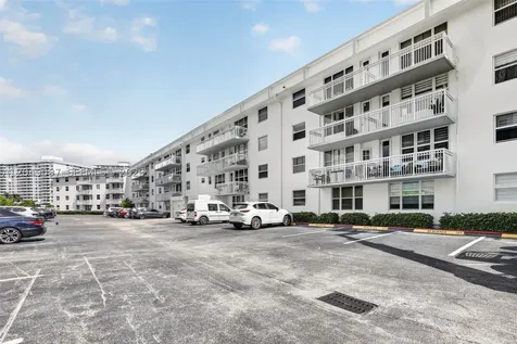 1913 S Ocean Drive Hallandale Beach FL 33009