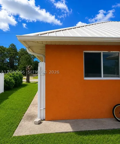 2903 19th Street SW Lehigh Acres FL 33976
