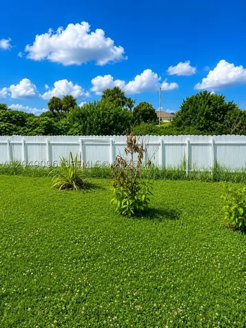 2903 19th Street SW Lehigh Acres FL 33976
