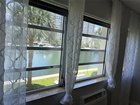 Sunny Isles Beach FL 33160