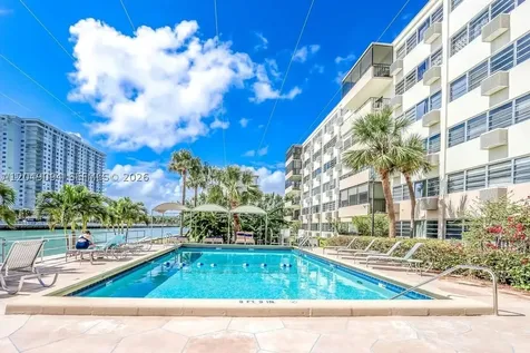 Sunny Isles Beach FL 33160
