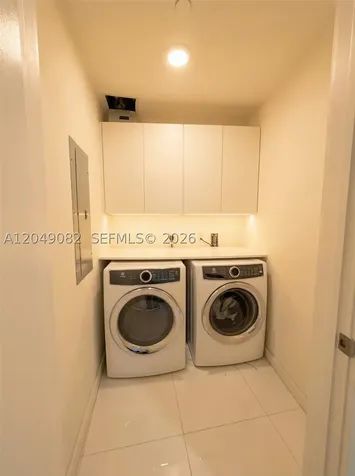 851 NE 1st Avenue Miami FL 33132