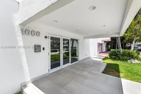 1666 West Avenue Miami Beach FL 33139