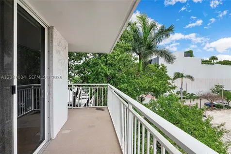1666 West Avenue Miami Beach FL 33139