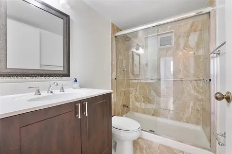 1666 West Avenue Miami Beach FL 33139