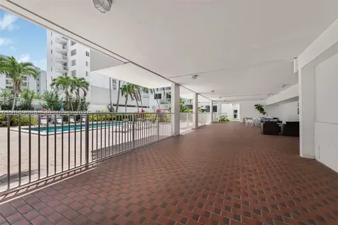 1666 West Avenue Miami Beach FL 33139