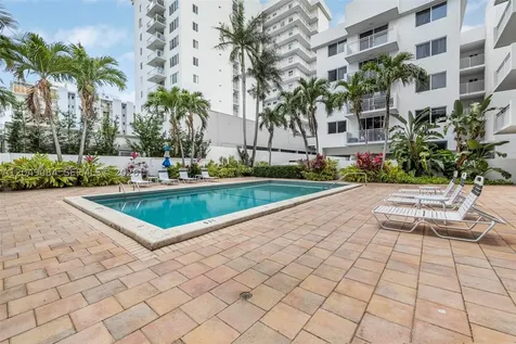 1666 West Avenue Miami Beach FL 33139