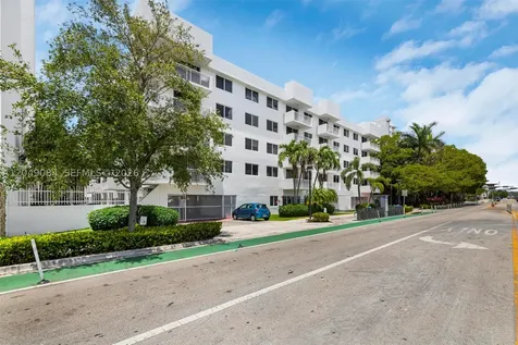 1666 West Avenue Miami Beach FL 33139