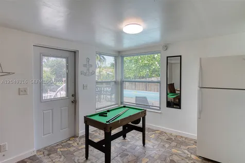 3039 Grant Street Hollywood FL 33021