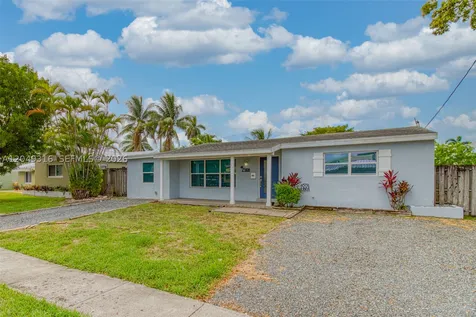 3039 Grant Street Hollywood FL 33021