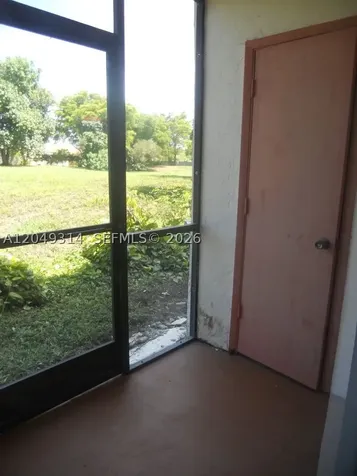 861 NE 207th Lane Miami FL 33179
